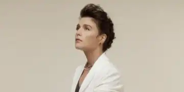 Instrumental: Jessie Ware - Champagne Kisses